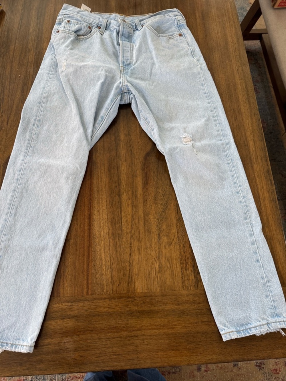Levi's Women's Skinny Light Wash Blue Jeans - Picture 6 of 7